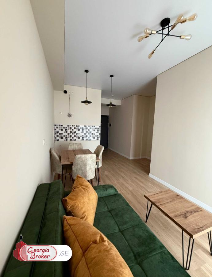 იყიდება ახალი გარემონტებული 2 ოთახიანი ბინა